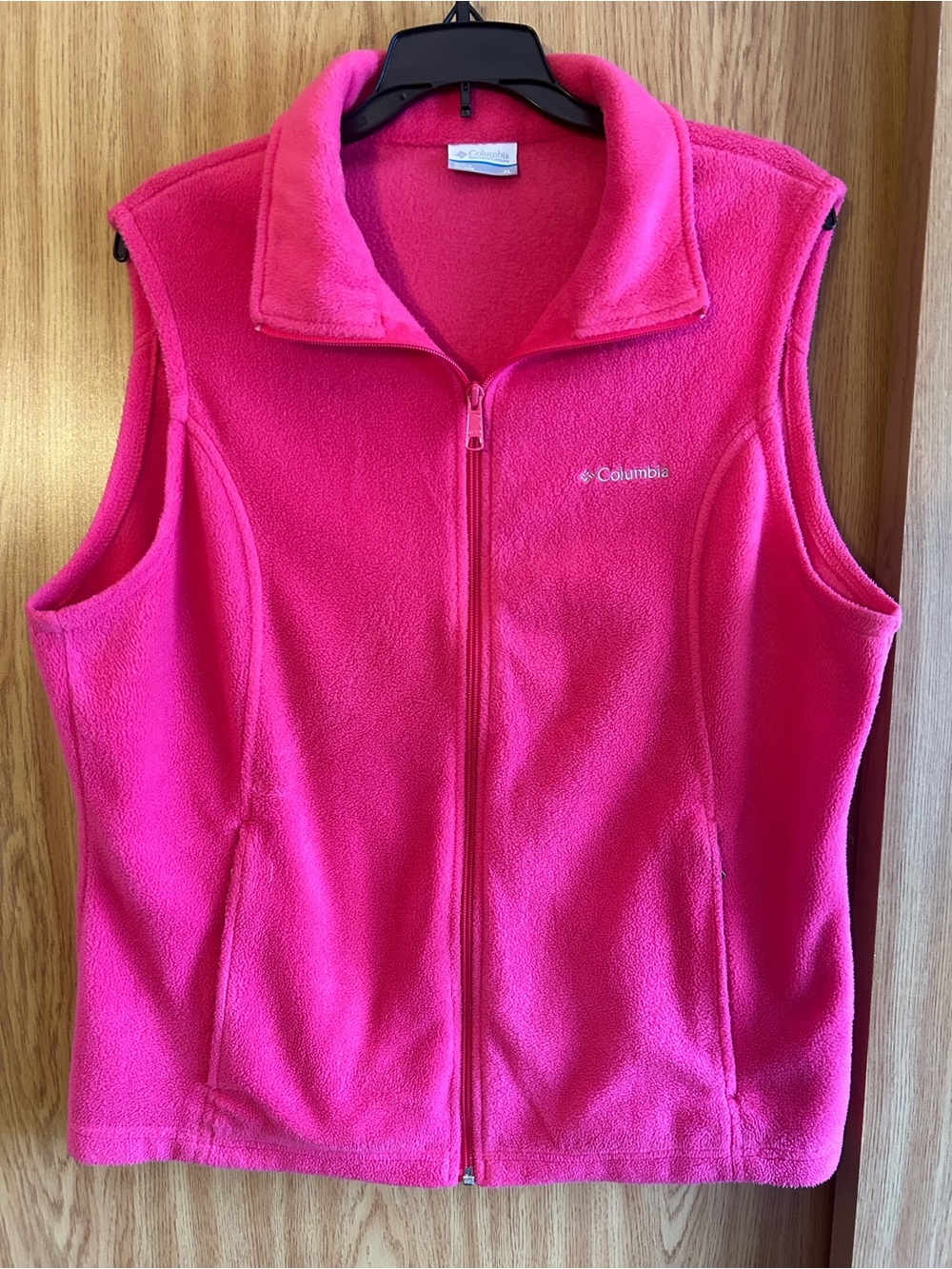 Columbia Women’s Hot Pink Fleece Vest